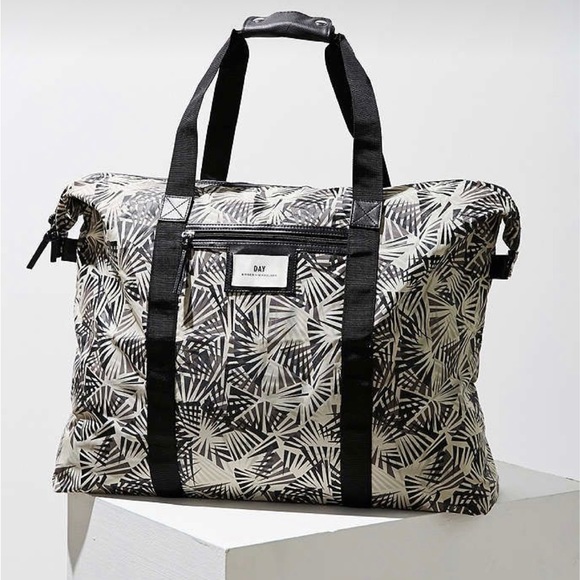 DAY by Birger et Mikkelsen abstract, palm print weekender bag! The Gweneth tote. - Picture 2 of 8